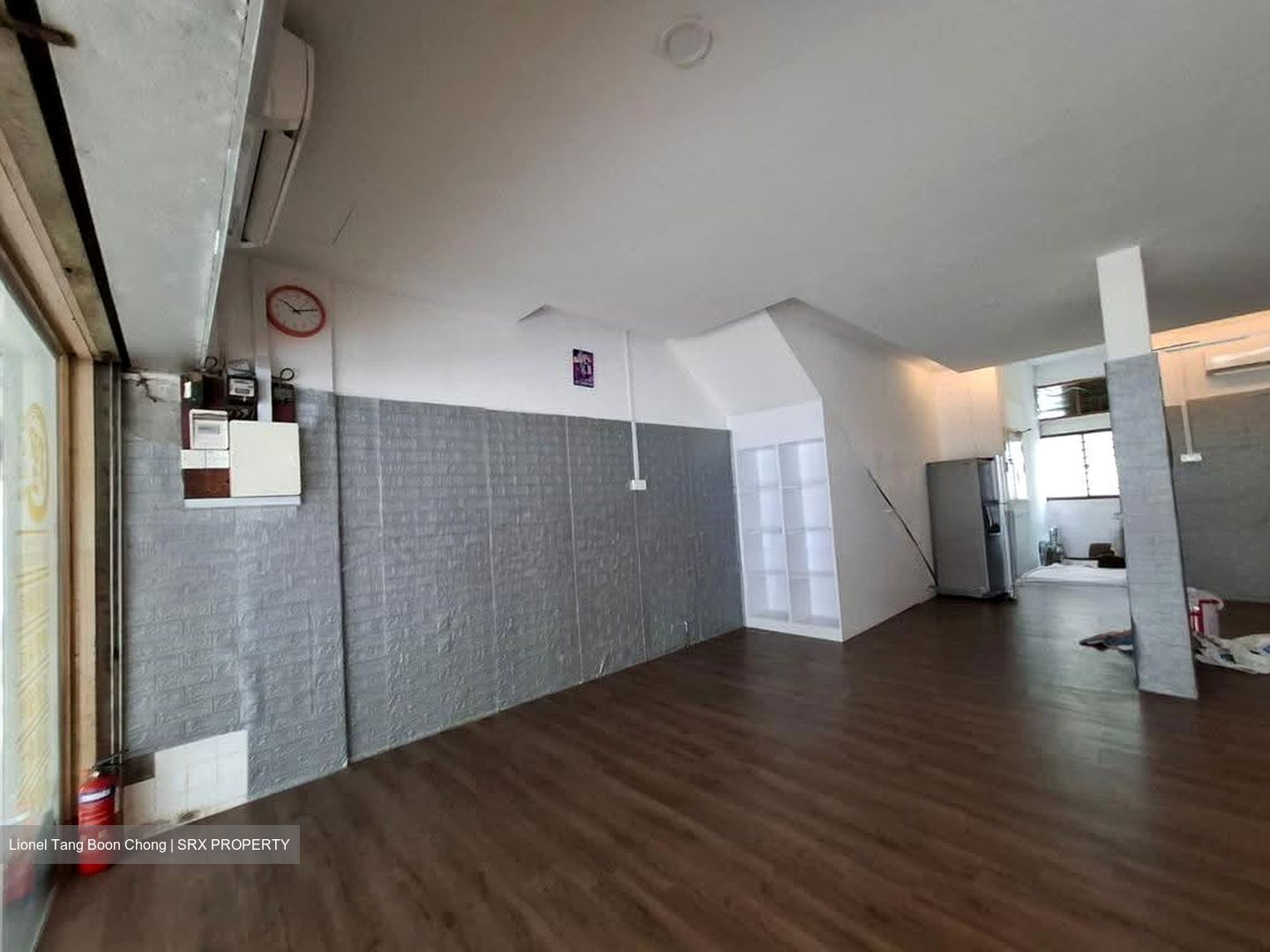 Hougang Avenue 1 (D19), Shop House #628728391